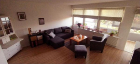 Sunny, spacious, and quiet apt, Gentofte